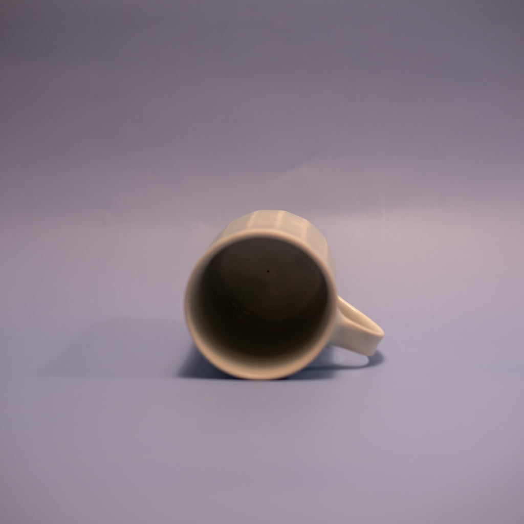 Faceted mug - 10 oz